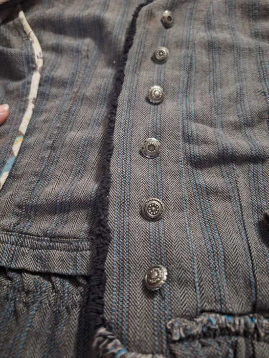 Urban Outfitters Victorian Striped Gray Ruffle Pepulum Hem Cropped Blazer - Picture 4 of 9